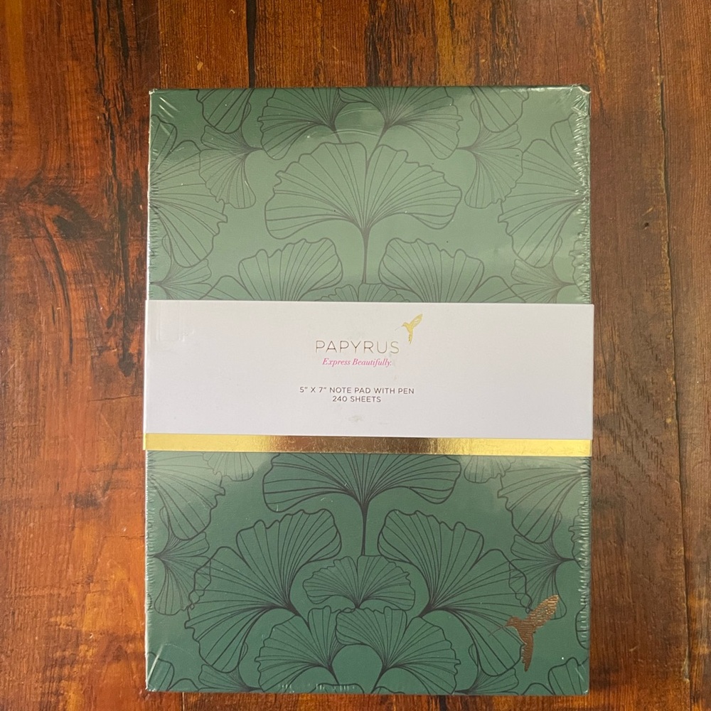 Papyrus Green Ginkgo Note Pad with Gold Accents